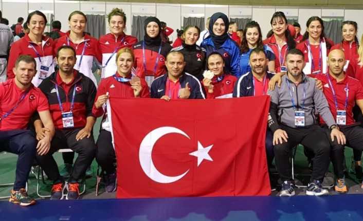 Kadın Güreş Milli Takımı, Avrupa Şampiyonası’nın ardından Dünya Şampiyonası’nda da