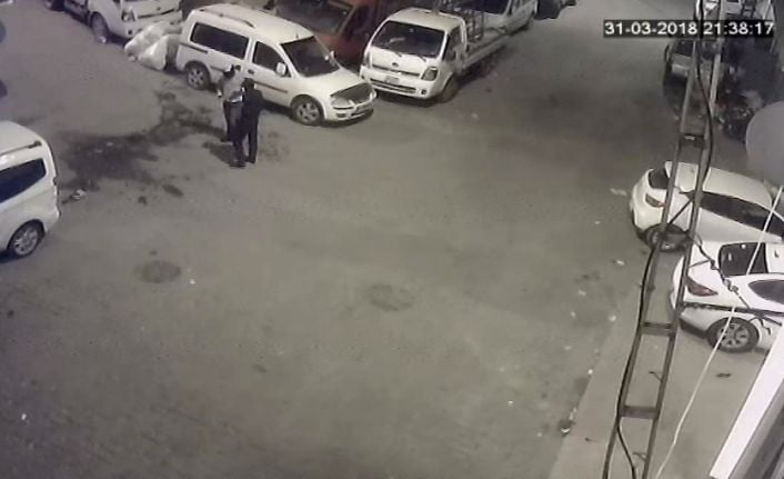 İstanbul Beyoğlu’nda kahvehaneye düzenlenen ve 6 kişinin yaralandığı silahlı saldırının