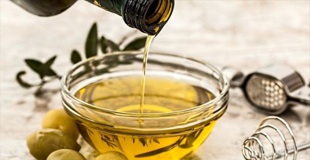 Sağlık ürünü zeytinyağında kusurlu ve güzel özelliklerin tespitini yapan tadım
