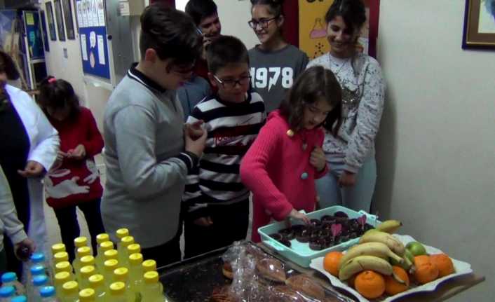Erzincan Bilim ve Sanat Merkezi'nde eğitim gören öğrenciler, kantincisi olmayan