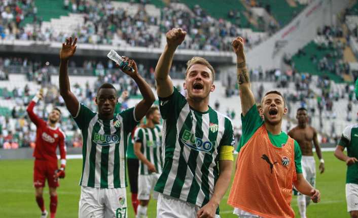 Bursaspor’un kaptanı Ertuğrul Ersoy, pazar günü oynanacak Kasımpaşa maçı öncesinde