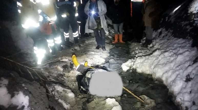 Kar ve fırtına nedeniyle köye dönemeyen çobanın cesedi bulundu Erzincan merkeze bağlı Koçyatağı Köyü'nde kar ve fırtına nedeniyle köye