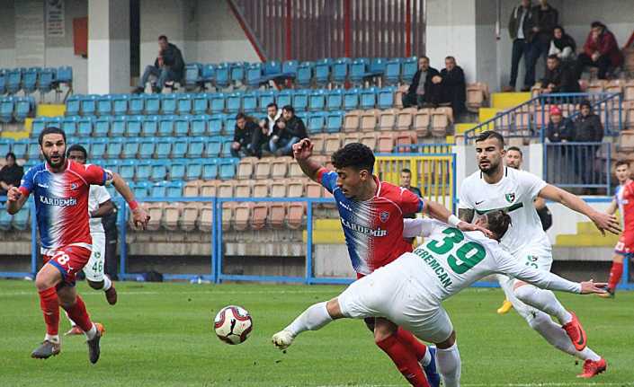 Spor Toto 1. Lig’in 16. haftasında Kardemir Karabükspor sahasında Denizlispor’a
