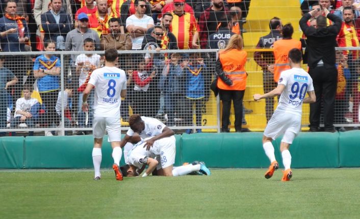 Spor Toto Süper Lig’in 27. haftasında Kasımpaşa, deplasmanda Göztepe’yi 2-0