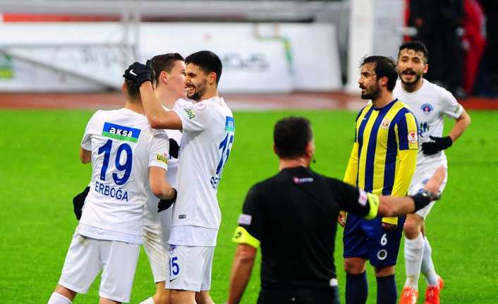 Ziraat Türkiye Kupası 5. Tur rövanş maçında Kasımpaşa sahasında Menemen