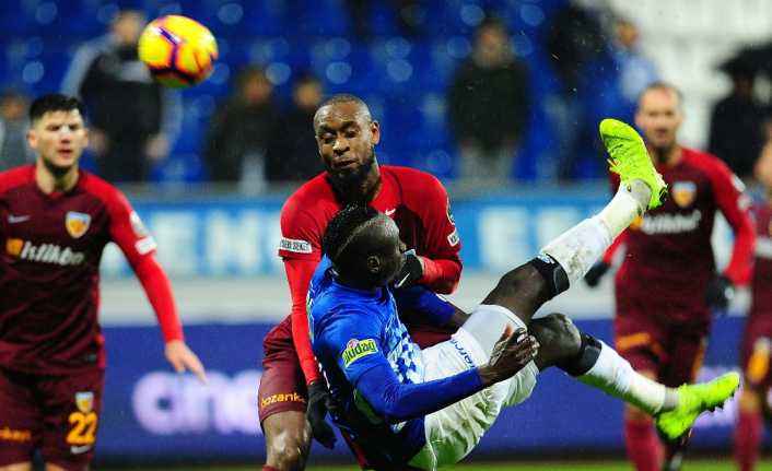 Spor Toto Süper Lig’in 15. haftasında Kasımpaşa sahasında Kayserispor ile