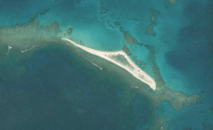 ABD’nin Hawaii eyaletinde meydana gelen Walaka kasırgası adalardan birini haritadan