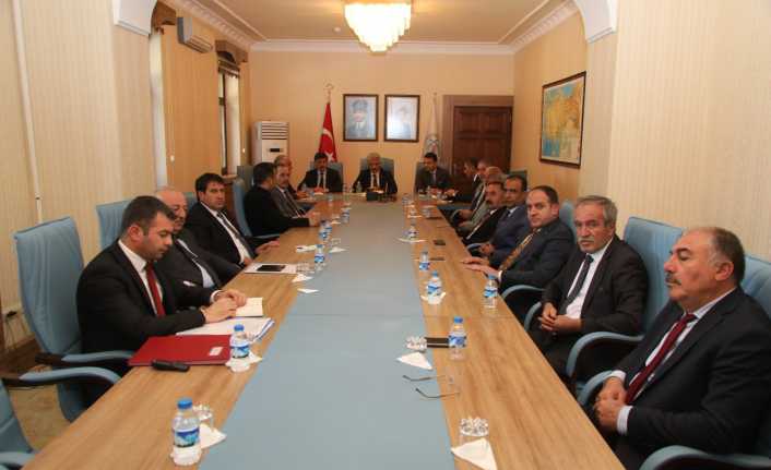 Mahalli İdareler Birliği Katı Atık Platformları Toplantısı Erzincan Valisi Mehmet