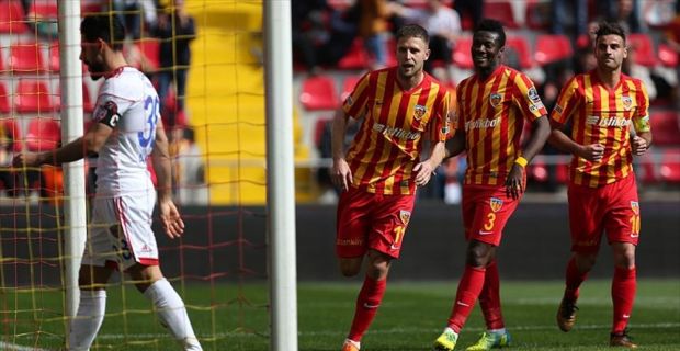 Spor Toto Süper Lig'in 25. haftasında Kayserispor, Kardemir Karabükspor'u 3-2