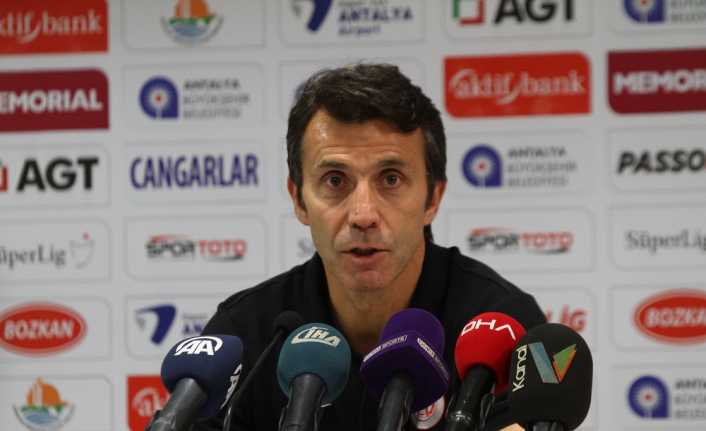 Antalyaspor Teknik Direktörü Bülent Korkmaz, “Kazanamıyorsan kaybetmeyeceksin. 1 puan bizim