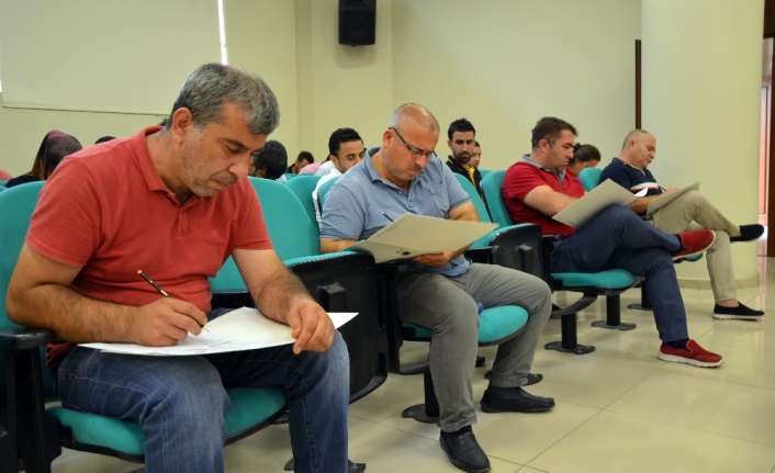Adana Kebapçılar ve Lokantacılar Odası tarafından gerçekleştirilen çoktan seçmeli sınavda
