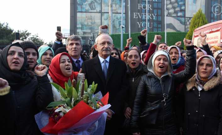 Kocaeli’nin Gebze ilçesinde 213 gündür eylem yapan işçilerle bir araya