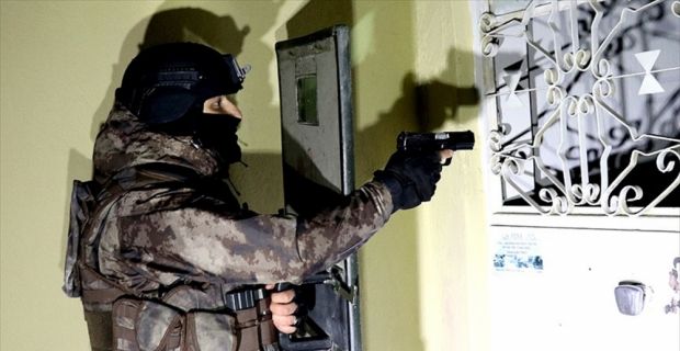 Ülke genelinde 22-29 Ocak'ta yürütülen operasyonlarda aralarında terör arananlar mavi