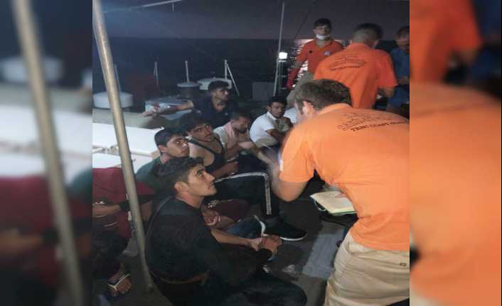 Kuzey Kıbrıs Türk Cumhuriyeti’nde Dip-Karpaz Zafer burnu açıklarında bir tekneye