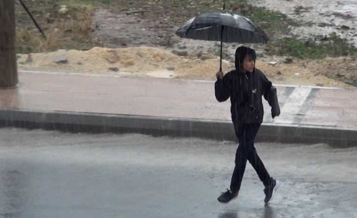 KKTC Milli Eğitim ve Kültür Bakanlığı, şiddetli yağış ve fırtına