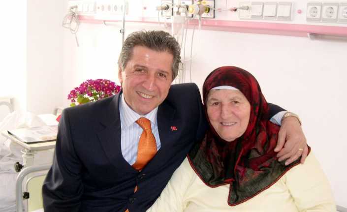 Eski TBMM Başkanı Köksal Toptan’ın annesi Saadet Toptan 93 yaşında
