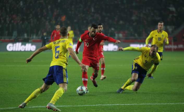UEFA Uluslar Ligi B Ligi 2. Grup maçında Türkiye sahasında