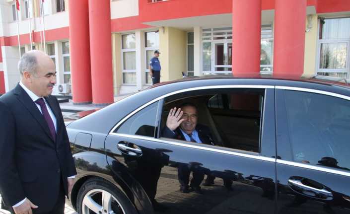 Düzce’de huzurevinde kalan 88 yaşındaki Kore Gazisi Hikmet Sırdaş’ın hayalini