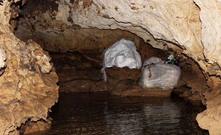Hakkari’nin Şemdinli ilçesine bağlı Derecik beldesinde köylüler tarafından içme suyu