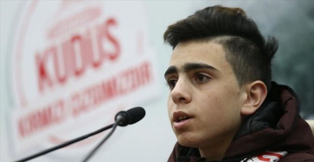 Esenler Belediyesi'nin davetiyle İstanbul'a gelen Kudüs direnişinin sembolü Filistinli Cuneydi,
