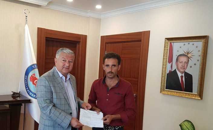Cumhurbaşkanı Erdoğan’ın ’Dövizleri bozdurun’ çağrısına Kayserili bir vatandaş, sattığı kurbanın