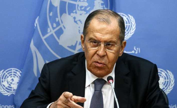 Rusya Dışişleri Bakanı Sergey Lavrov, "Suriye’ye S-300 sevkiyatı başlatıldı" dedi.