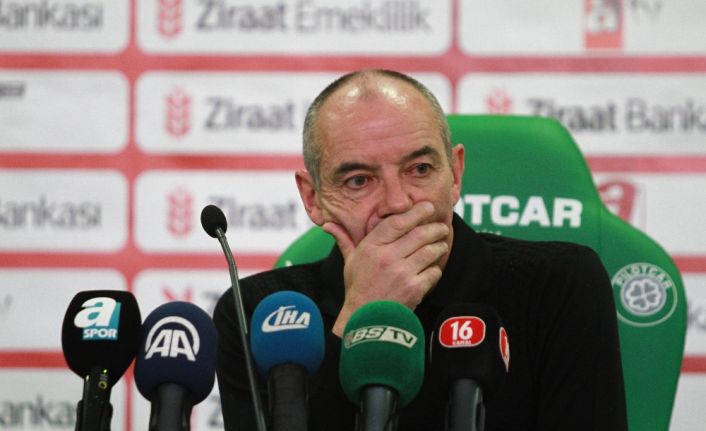 Bursaspor’da Fransız çalıştırıcı Le Guen ile yollar ayrılıyor. Kalan 6