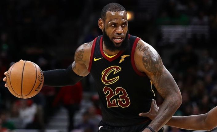 NBA'de Cleveland Cavaliers'ın, Charlotte Hornets'ı 118-105 yendiği maçta 41 sayı