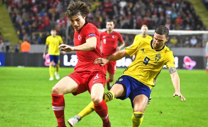 Leicester City Menajeri Claude Puel, yarın oynanacak Bournemouth mücadelesi öncesinde
