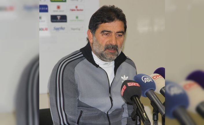 Kardemir Karabükspor Teknik Direktörü Ünal Karaman, Demir Grup Sivasspor maçı