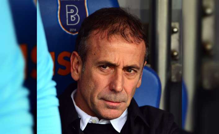 Kayserispor galibiyetiyle zirveyle arasındaki puan farkını 1’e indiren Başakşehir’de Teknik