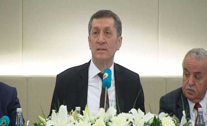 Milli Eğitim Bakanı Ziya Selçuk, "İlçe, il müdürleri ve şube