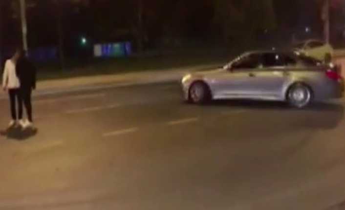 Eyüpsultan’da asker uğurlamasında işlek bir caddeyi trafiğe keserek “drift” yapan