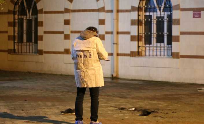 İstanbul Ataşehir’de madde bağımlısı bir şahıs henüz bilinmeyen bir sebeple