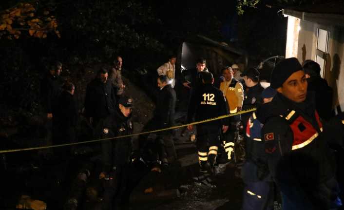 Zonguldak’ta özel bir maden ocağında patlama meydana geldi. Mahsur kalan