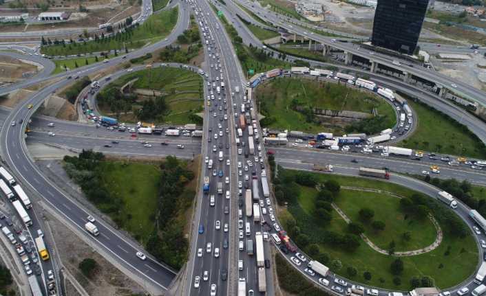 İstanbul’da yaşayıp Kurban Bayramı’nı şehir dışında geçirmek isteyen vatandaşların Mahmutbey