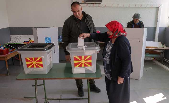 Makedonya’nın isim değiştirme referandumu yetersiz katılım sebebiyle geçersiz sayıldı. 