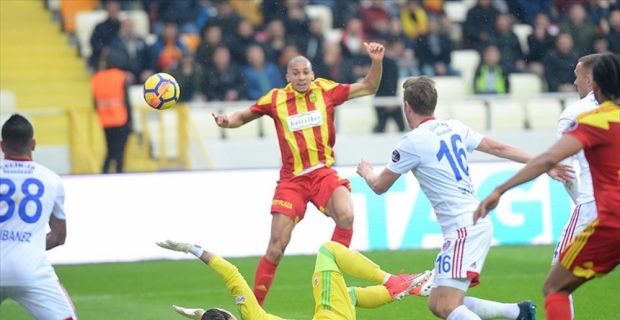 Spor Toto Süper Lig'in 23. haftasında Evkur Yeni Malatyaspor, sahasında
