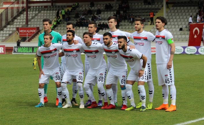 Tetiş Yapı Elazığspor’a 8-1 yenilen Grandmedical Manisaspor, Gazinatepspor’un ardından 