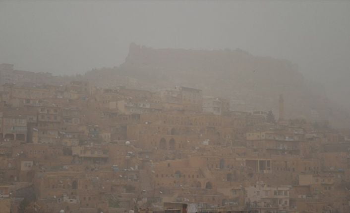 Suriye üzerinden gelen toz