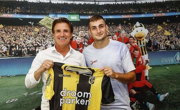 Trabzonspor’un Slovak oyuncusu Metus Bero Hollanda ekiplerinden Vitesse ile anlaştı.