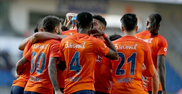 Spor Toto Süper Lig'in 24. haftasında Medipol Başakşehir, konuk ettiği
