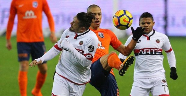 Medipol Başakşehir, Spor Toto Süper Lig'in 23. haftasında konuk ettiği