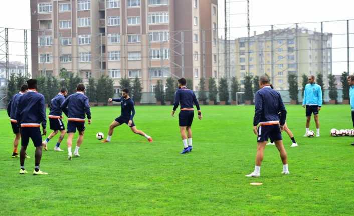 Medipol Başakşehir, Süper Lig’in 10. haftasında deplasmanda Atiker Konyaspor ile