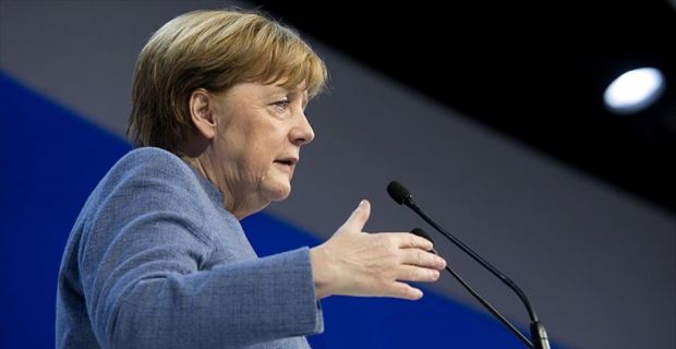Almanya Cumhurbaşkanı Steinmeier, CDU lideri Merkel'i başbakan adayı olarak teklif
