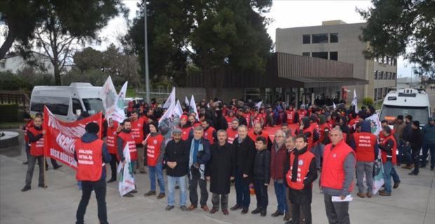 Bakanlar Kurulu'nun, metal işçilerinin grev kararının ertelenmesine ilişkin kararı Resmi