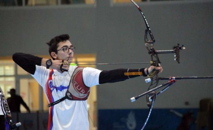 Milli okçu Mete Gazoz, Bulgaristan Grand Prix’sinde klasik yay erkeklerde