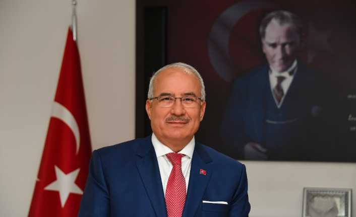MHP’den istifa eden Mersin Büyükşehir Belediye Başkanı Burhanettin Kocamaz, İYİ