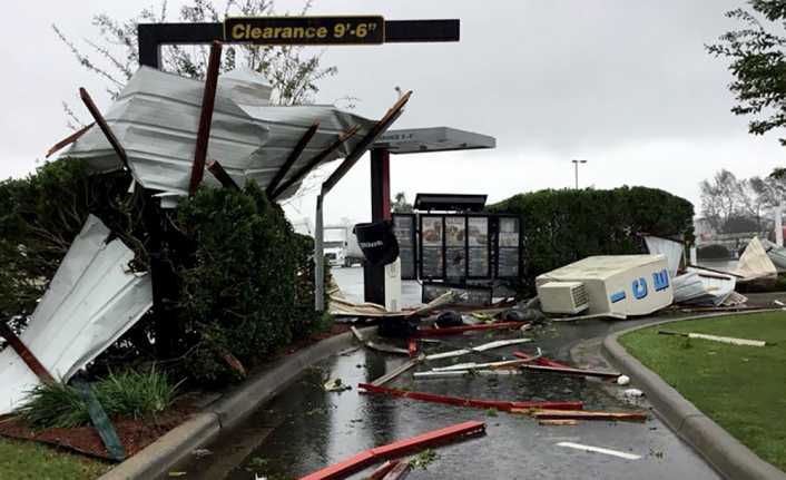 ABD’nin Florida eyaletini vuran Michael Kasırgası’nda hayatını kaybedenlerin sayısı 13’e