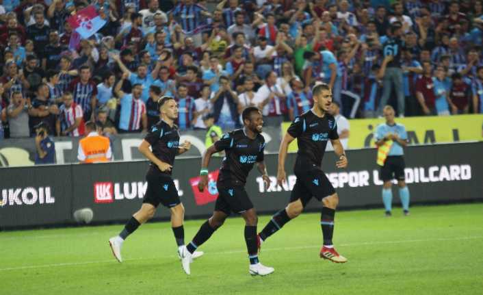 Spor Toto Süper Lig’de Aytemiz Alanyaspor’a 1-0 mağlup olan Trabzonspor’a,